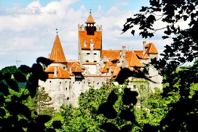 Private Tour to Dracula's Castle, Peles Castle from Bucharest - Stop 1: Peles Castle—royal beauty at the mountain foot