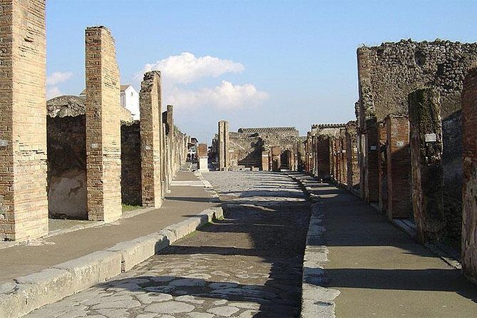 Private Transfer from Naples to Sorrento with Stop at Pompeii - How to plan your 2-hour Pompeii walk
