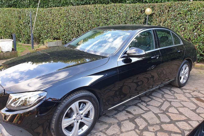 Private Transport from Vatican City to Rome Hotels - Driver Behavior and Communication: The Details That Make or Break It