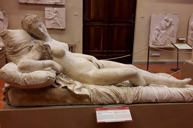 Private Uffizi and Accademia Time Entry Hidden Art Walking Tour - Logistics that can trip you up (and how to avoid it)