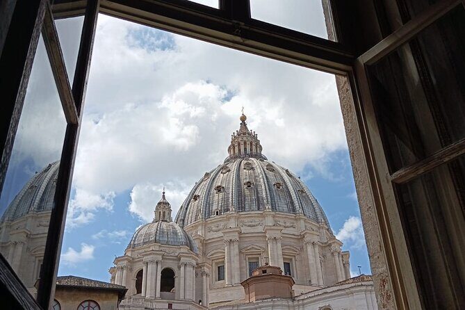 Private Vatican Museums, Sistine Chapel Highlights Tour - Getting started at Viale Vaticano for a smooth morning