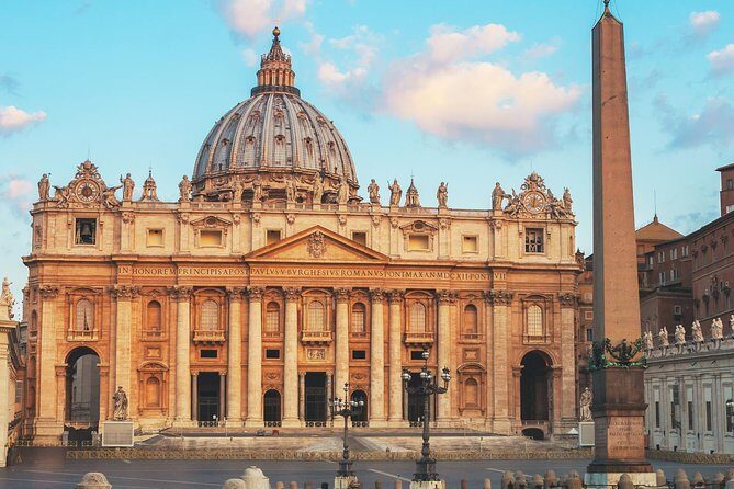 Private Vatican Museums & Sistine Chapel Skip-the-Line - Gallery of Maps: the stop that prevents you from feeling lost