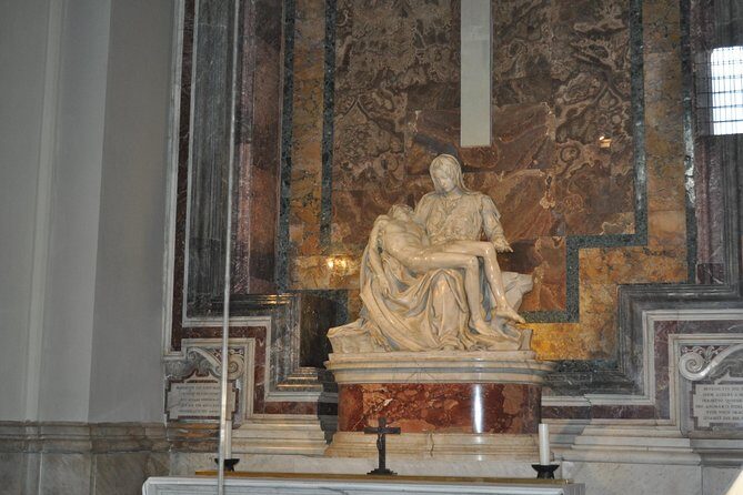 Private Vatican Museums Tour with Sistine Chapel & St. Peter's Basilica - St. Peter’s Basilica: crowd control plus the big-ticket artworks