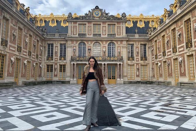 Private Versailles Tour with Guide + Round Trip Transport from Paris - Price and value: what you’re paying for