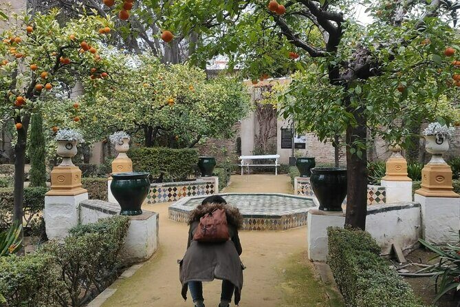 Private Walking Tour Alcazar and Cathedral in Sevilla - Stop 3: Real Alcázar Palaces, Patios, and Gardens