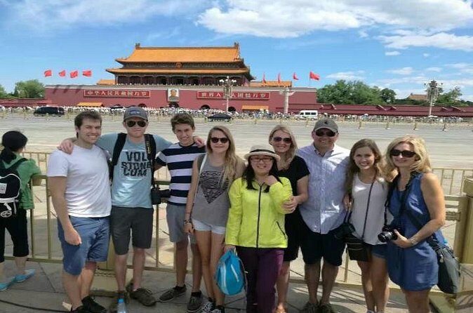 Quality Coach Day Tour to Tiananmen Square and Forbidden City plus Badaling Great Wall - Weather, Clothing, and Comfort: Don’t Underestimate the Basics