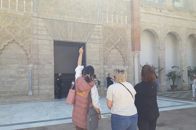 Real Alcázar of Seville Guided Tour Tickets Included. - Meeting Point and Mobile Ticket: Quick, Practical Logistics