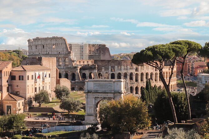 Roma: Colosseum, Forum, and Palatine Hill Local Guided Tour - Stop 2: Palatine Hill—where Rome starts (and why it’s not just a viewpoint)