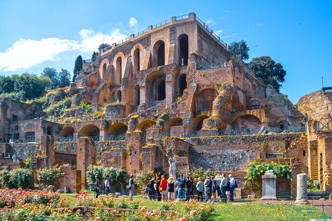 Roman Forum & Palatine Hill Guided Tour - Palatine Hill: imperial views plus the story of where rulers lived