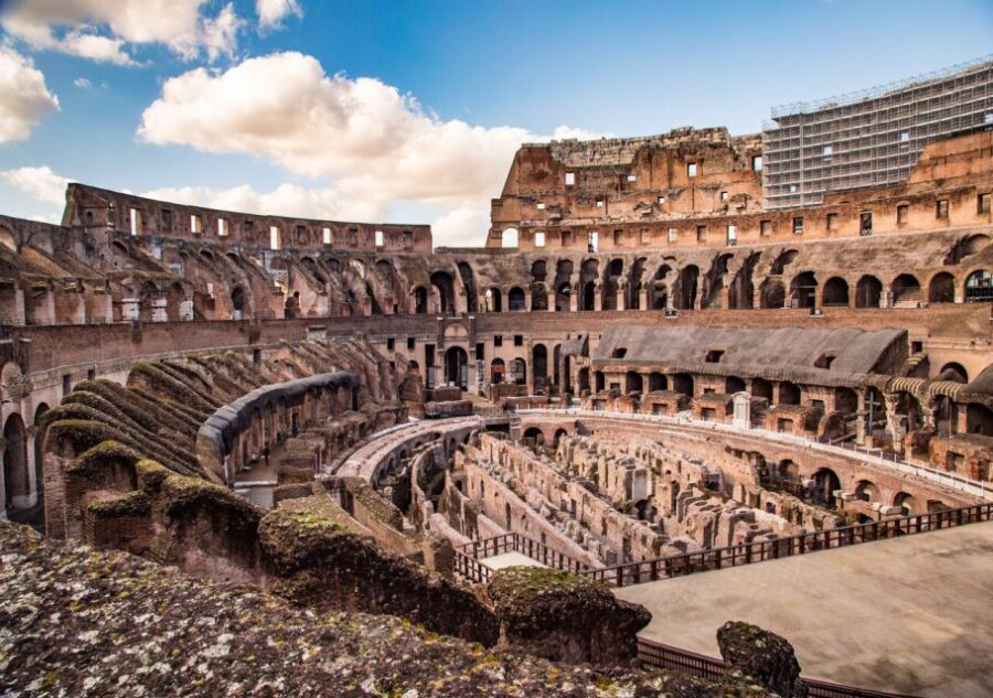 Rome: Colosseum Arena Access and Ancient Rome Guided Tour - Meeting the Roman Vacations office and getting in on time