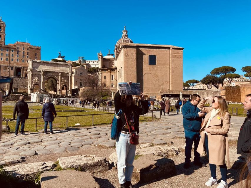 Rome: Colosseum Arena Floor, Forum & Palatine Guided Tour - Walking Pace, Headsets, And What To Bring
