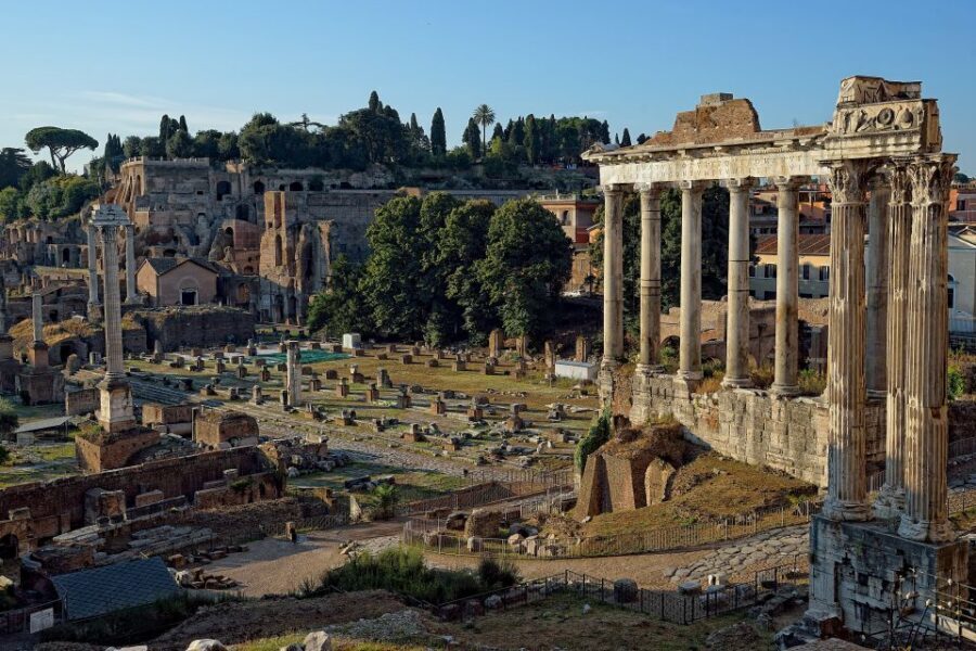 Rome: Colosseum Arena, Forum & Palatine Hill Private tour - Weather Reality: When the Arena Floor Might Close
