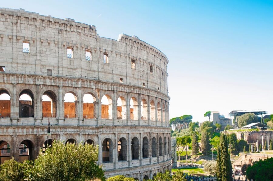 Rome: Colosseum Arena, Roman Forum & Palatine Tour - Palatine Hill climb and views over Rome