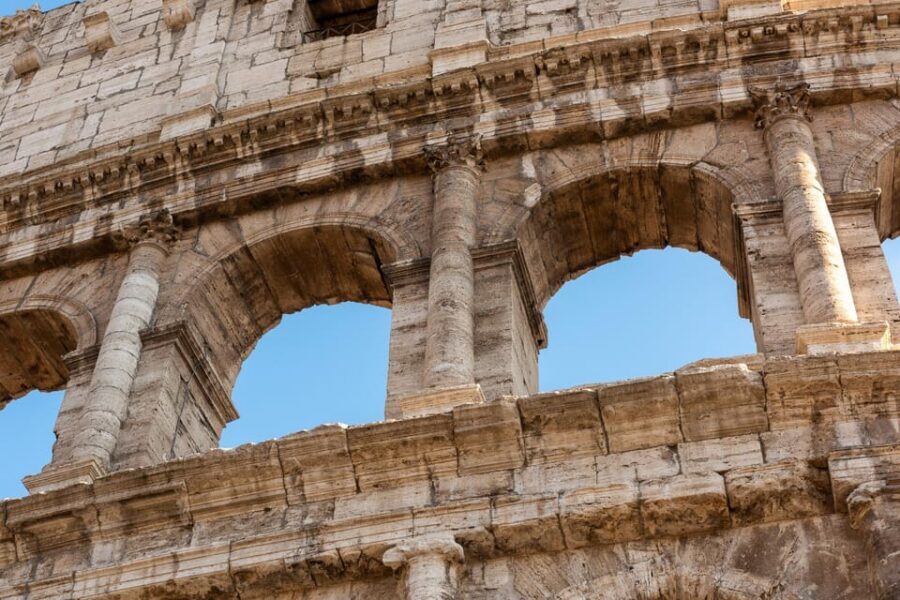 Rome: Colosseum Experience with Host and Audio Guide - Using the Digital Audio Guide (Without Getting Stuck)