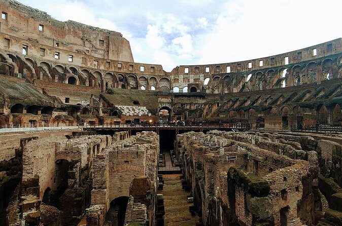Rome: Colosseum Express Guided Tour - The one-hour guided walkthrough: what you’ll actually get