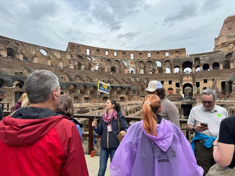 Rome: Colosseum, Forum and Palatine Hill - Meeting point reality: Fontana del Colosseo or Caffè Roma
