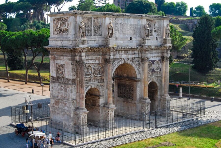Rome: Colosseum & Forum Experience with Free Audio Guide App - Key Highlights You’ll Feel Right Away