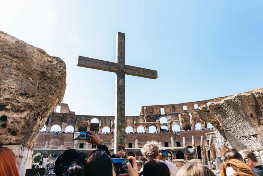 Rome: Colosseum, Forum & Palatine Hill Tour & Optional Arena - Roman Forum: where politics, religion, and propaganda lived