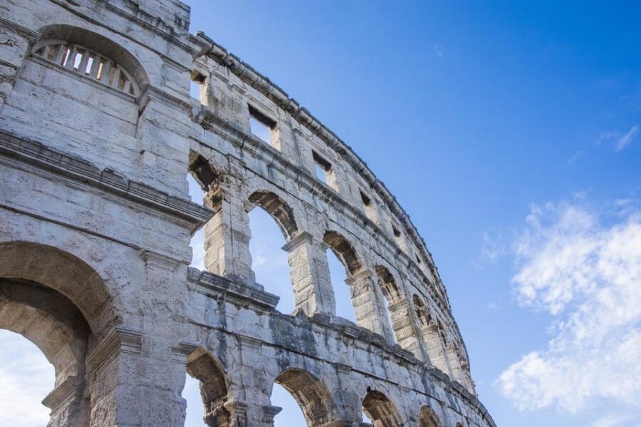 Rome: Colosseum, Forum, & Palatine Hill with Audio Guide - What the guides get right: Enthusiasm and clarity, plus a couple wrinkles