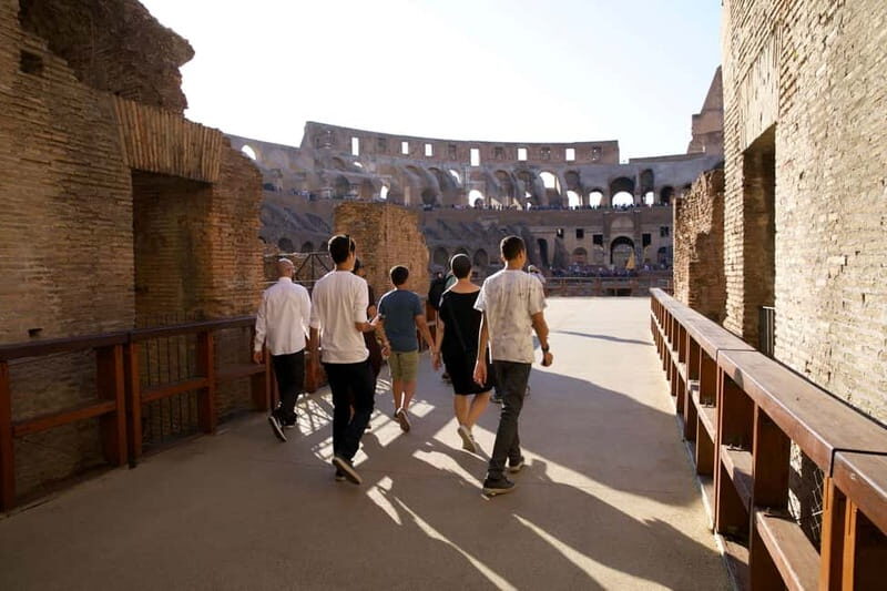 Rome: Colosseum Gladiator's Arena and Roman Forum Tour - Choosing your style: self-audio on your phone or a private licensed guide