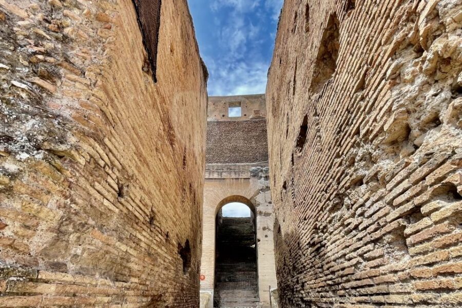 Rome: Colosseum Guided Tour with Entry Tickets - Entering The Colosseum Faster Than You’d Expect