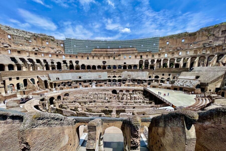 Rome: Colosseum Guided Tour with Entry Tickets - Palatine Hill and Roman Forum Access: Three Stops, One Roman Brain