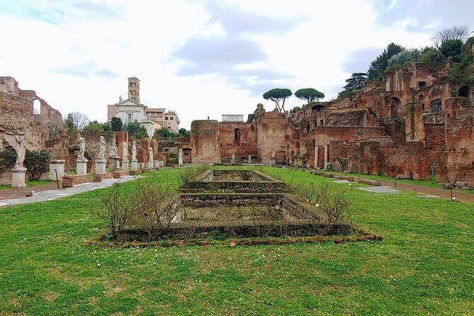 Rome: Colosseum Guided Tour with Roman Forum and Palatine hill - Should you book this Colosseum + Forum + Palatine Hill tour?