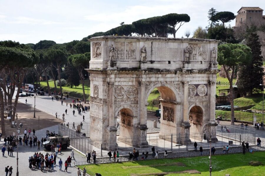 Rome: Colosseum, Roman Forum & Palatine Hill Tour - Entering The Colosseum: fast entry help, headsets, and security reality