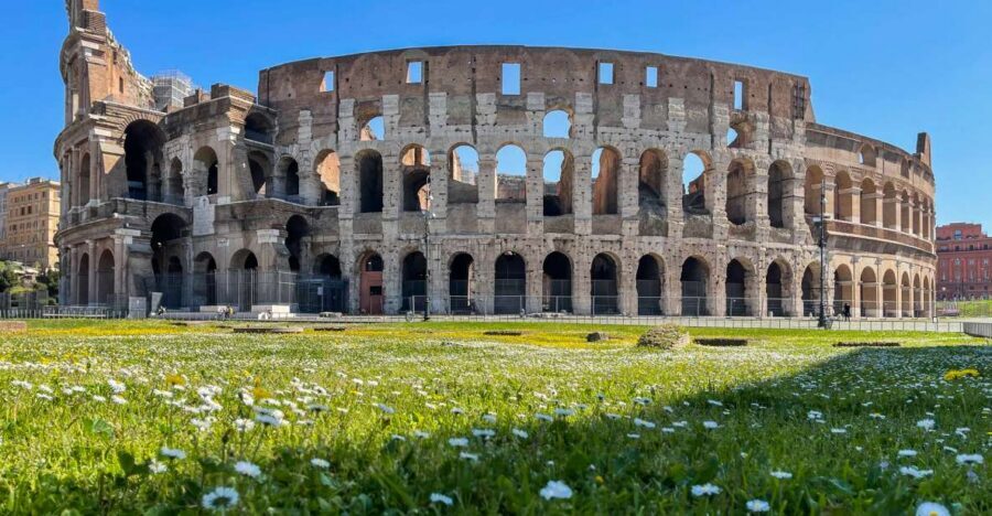 Rome: Colosseum Tour with Access to the Gladiator Arena - Photo Strategy: Timing, Crowds, and What You Can Capture