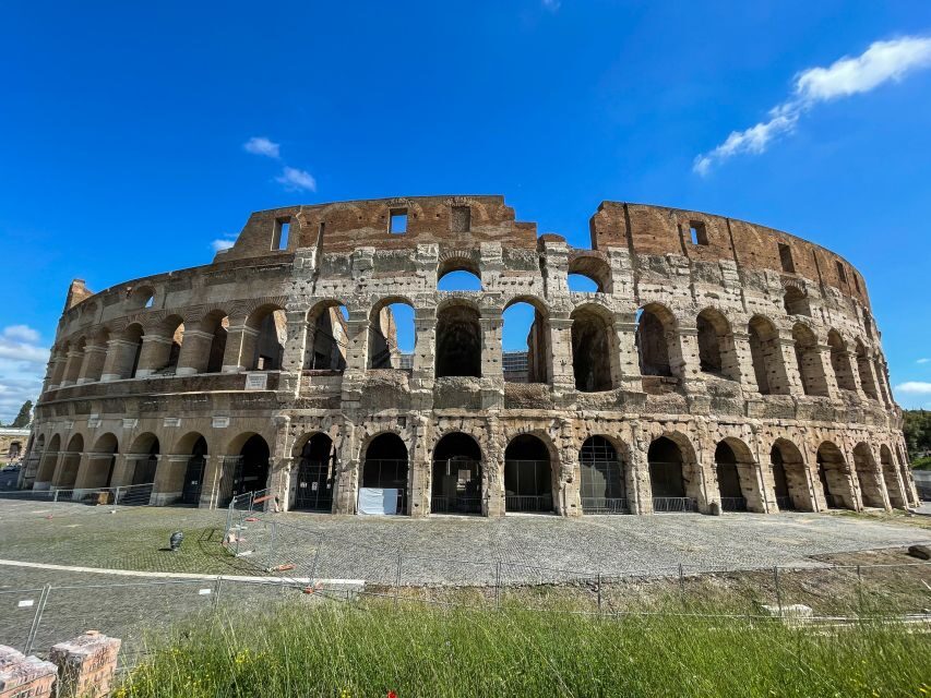 Rome: Colosseum Tour with Access to the Gladiator Arena - Via del Colosseo 31: How to Find the Meeting Point Fast
