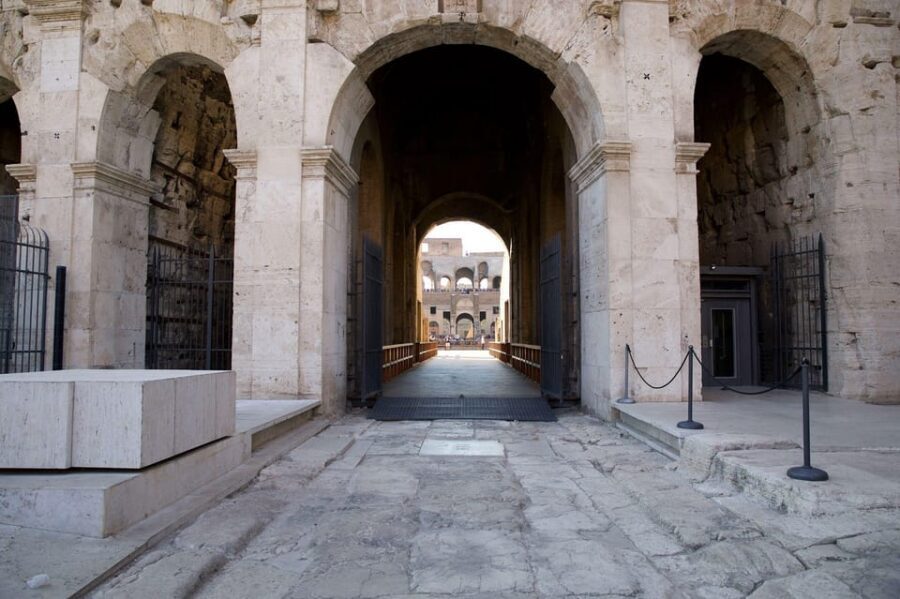 Rome: Colosseum Underground, Forum and Palatine Hill Private - Underground Colosseum: Where the Show Was Built