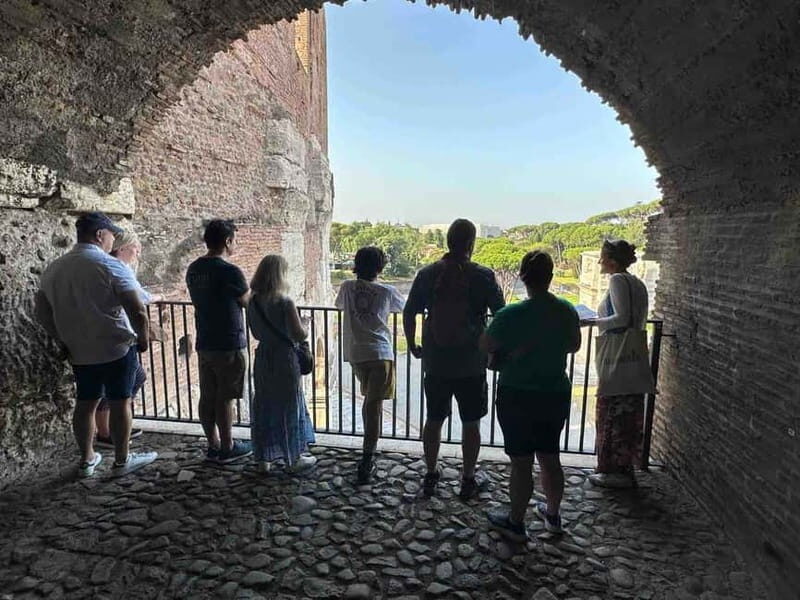 Rome: Colosseum VIP Top Floor 7 Pax Tour - Meeting Point and How the VIP Entrance Feels