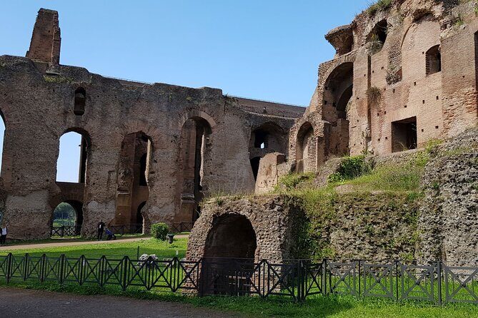 Rome Colosseum,Palatine Hill and Roman Forum Guided Tour - Key things that make this tour worth it