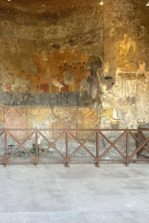 Rome: Domus Tiberiana, Roman Forum, and Palatine Hill Tour - Starting at the office near Via del Fori Imperiali (and why that matters)