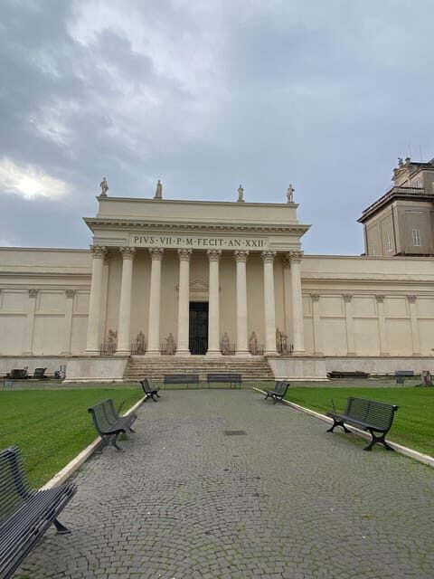 Rome: Escorted Entrance to the Vatican Museum - Vatican Museums at speed: how the highlights fit together