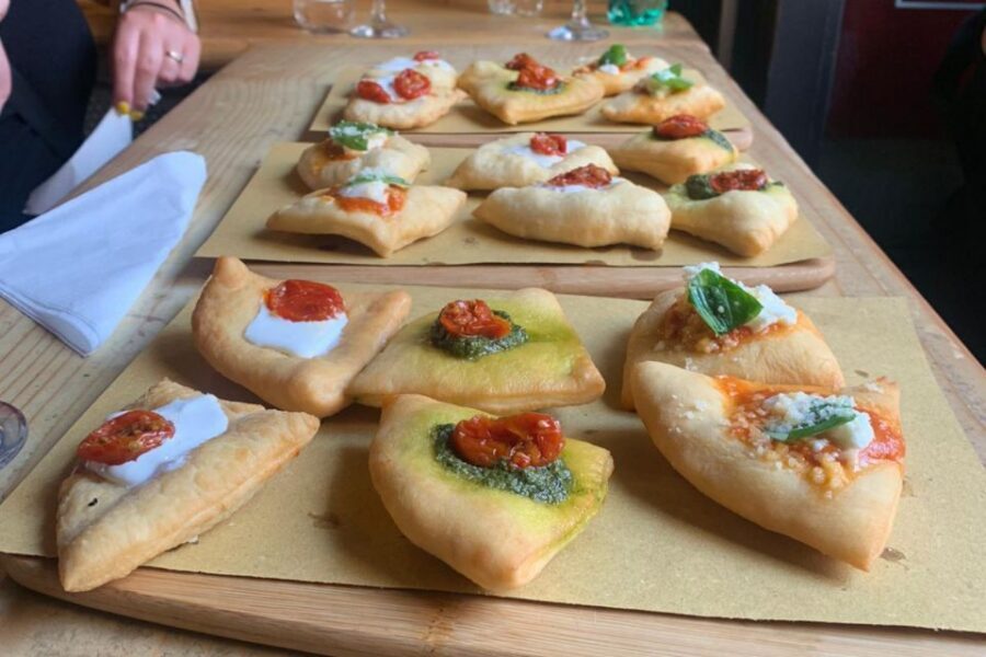 Rome: Gourmet Pizza at Sunset Near the Colosseum - Meeting at Piazza suburra and Finding Via Urbana Quickly