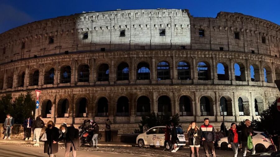 Rome: Group or Private Guided Walking Tour of the Colosseum - Leaving the guided part inside: how to extend your visit without stress