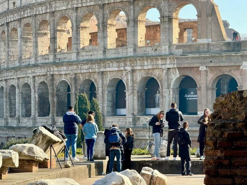 Rome: Hop-on Hop-off Bus and Colosseum, Ancient Rome Tour - Guided vs Self-Guided: Picking the Right Way to See Ancient Rome