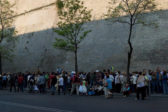 Rome in a Day: Vatican & Colosseum Tour from Civitavecchia Port - Your morning hits: Pantheon, Trevi Fountain, and the Spanish Steps