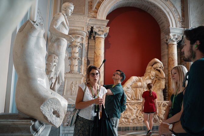 Rome in One Day: with Colosseum, Piazzas and Vatican City - Piazza Navona and Campo de’ Fiori: Rome at human scale
