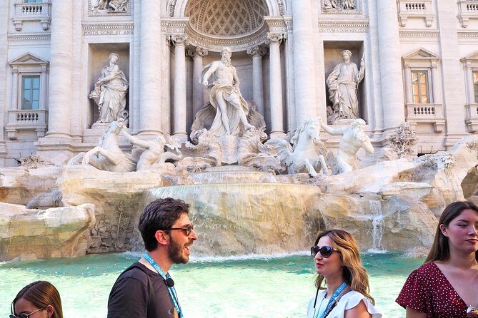 Rome in One Day: with Colosseum, Piazzas and Vatican City - Start at Via Labicana: meeting point and how the day moves