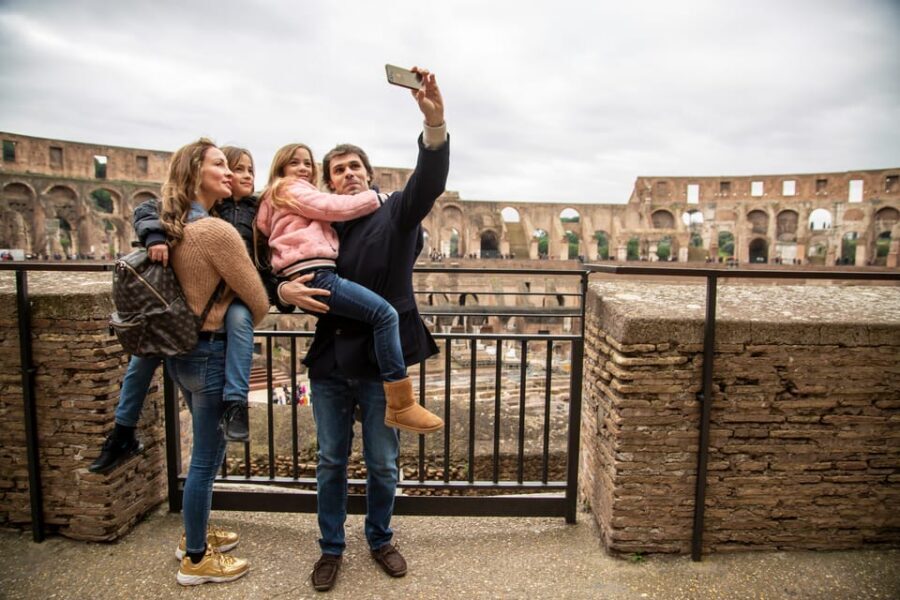 Rome: Kid-Friendly Colosseum Experience and History Tour - Palatine Hill: the viewpoint that makes the area make sense