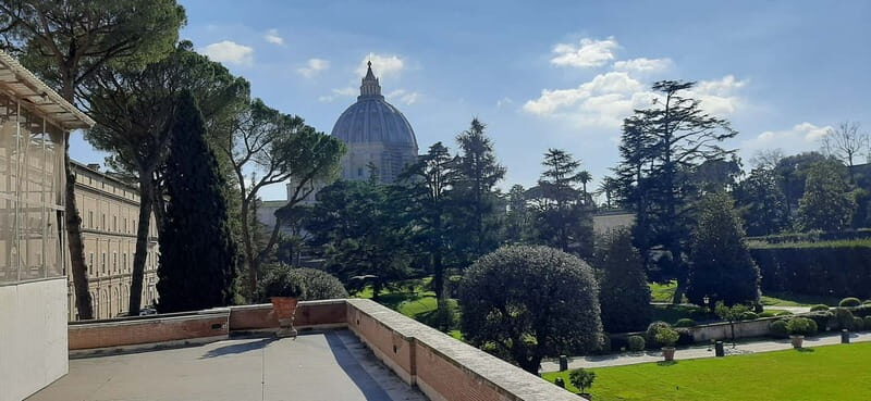 Rome: See Behind-The-Scenes In The Vatican - Getting in: priority access, security, and your best arrival time