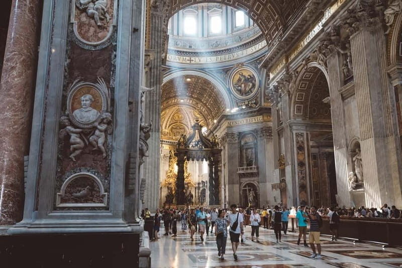 Rome: Small Group tour Vatican Museums & Sistine Chapel - Meeting point at Largo della Pace, plus cruise-pitstop reality
