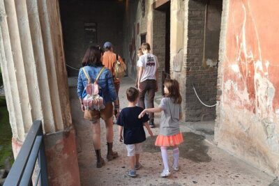 Rome to Pompeii Tour for Kids & Families w Hotel Pickup & Skip-the-Line Tickets