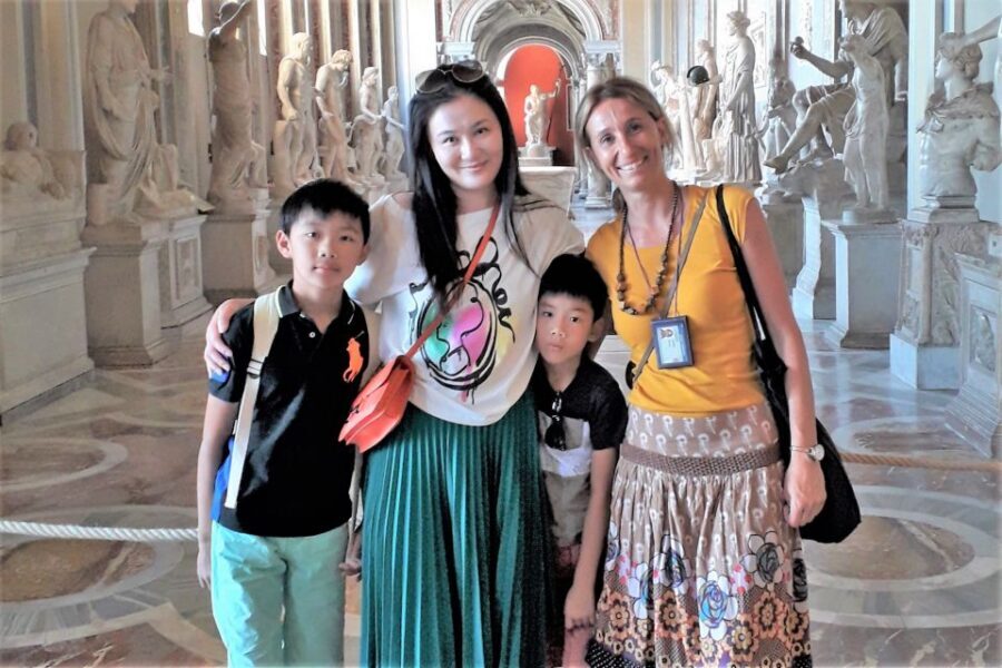 Rome: Vatican and Sistine Chapel Skip-the-Line Entry & Tour - Vatican Museums in 90 minutes: the galleries that most people remember