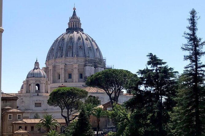 Rome: Vatican Early Bird Morning VIP tour - Sistine Chapel in 20 minutes: enough for awe, not for wandering