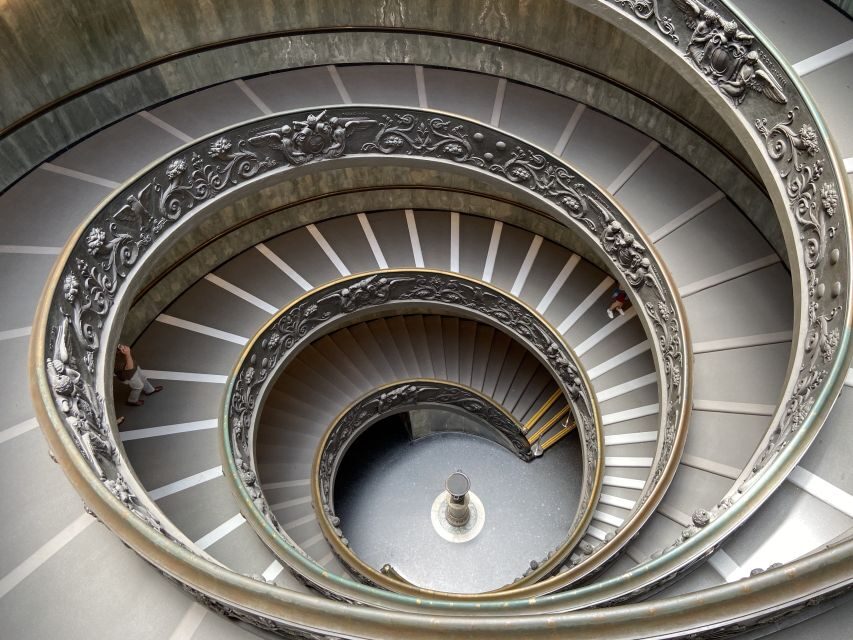 Rome: Vatican Museum and Sistine Chapel Group Tour in German - Vatican Museums highlight route: Raphael, Bernini, and the art you came for