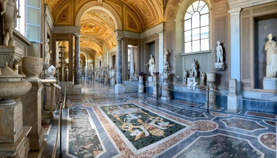 Rome: Vatican Museum and Sistine Chapel Group Tour in German - Dress code and rules: the quick checklist that prevents last-minute denial