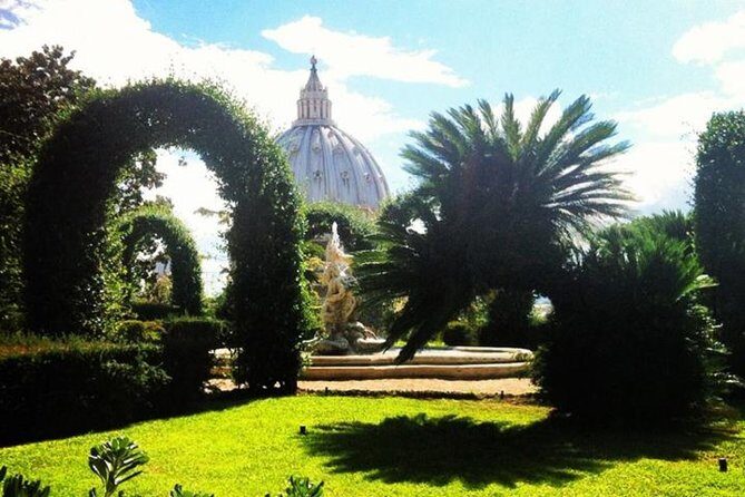 Rome: Vatican Museums and Gardens Private Tour - Pick up included - The special path into Vatican Museums (and why it matters)